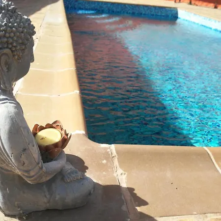Chalet Ruta San Roque And Pool Holiday home