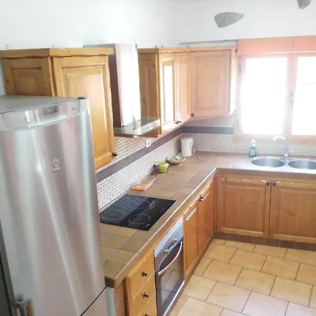 Chalet Ruta San Roque And Pool Holiday home